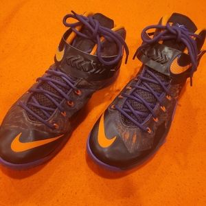 Nike Zoom Soldier VIII Lebron James